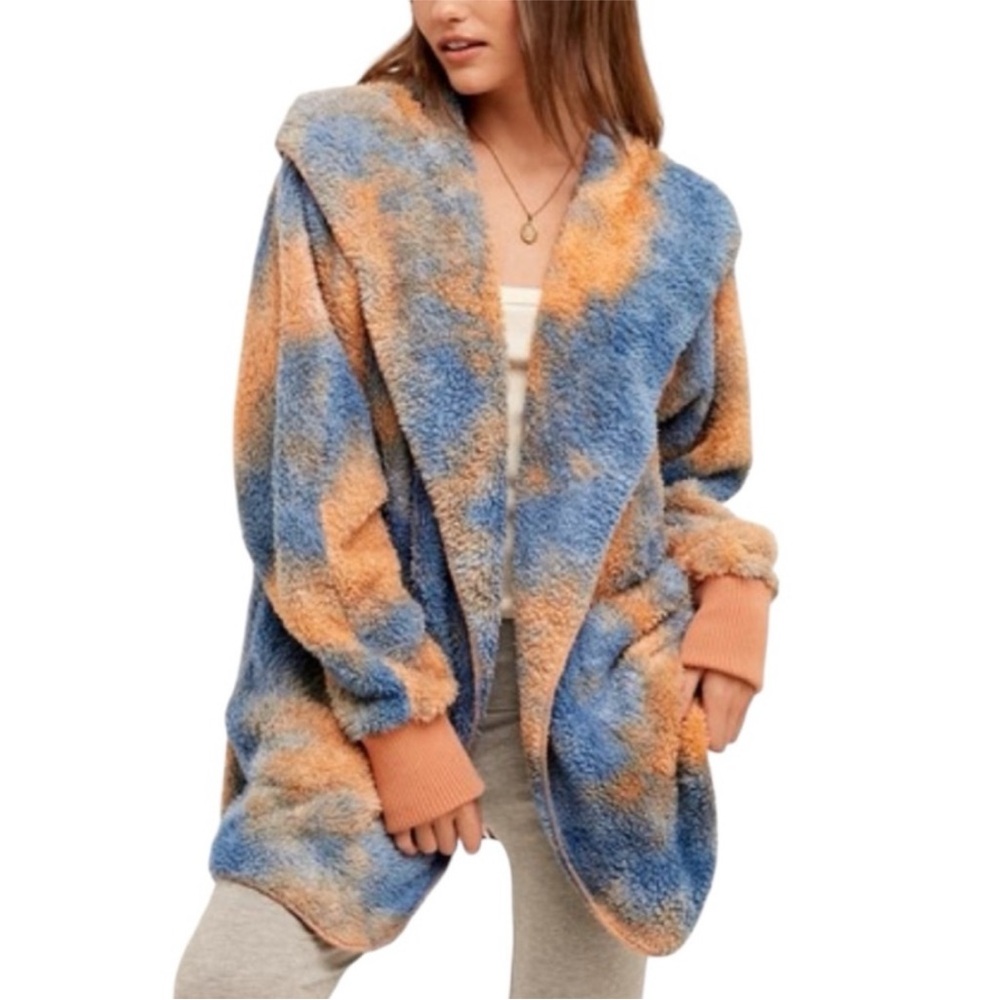 Hooded Soft Plush Women's Jacket with Pockets - Picture 3 of 5